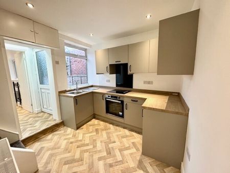 Vernon Street North, BARNSLEY - Photo 4