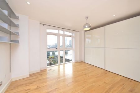 Globe View, 10 High Timber Street, EC4V - Photo 3