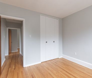 For Lease - 3-5 Olive Street Unit# Unit 3, Grimsby, Ontario - Photo 2
