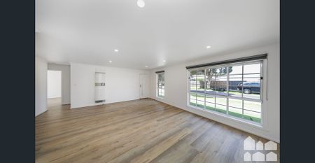 Light-Filled Living in a Quiet Altona North Location - Photo 3