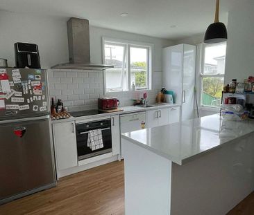 3 Bedroom house with ocean view - Photo 5