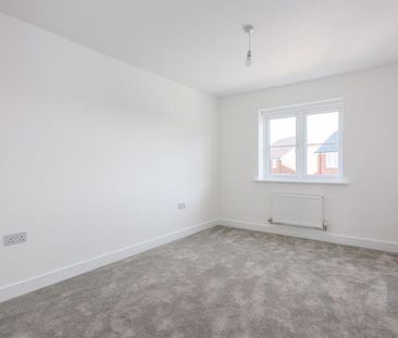 2 bedroom maisonette to rent - Photo 2