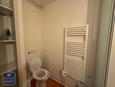 Location Appartement 1 pièce 41m² ST ETIENNE 42100 - Photo 5