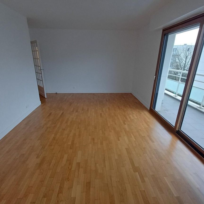 location Appartement T3 DE 70.14m² À LE CHESNAY - Photo 1