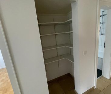 4-Zimmer-Erdgeschosswohnung mit großer Süd-West-Terrasse - Photo 1