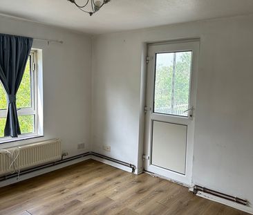 1 Bed Flat, Available Now Sackville Close, CB4 - Photo 4