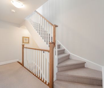 For Lease - 665 Cricklewood Drive Unit# 728, Mississauga, Ontario - Photo 3