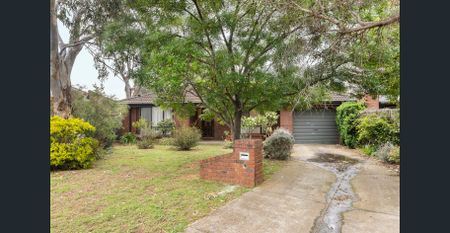 Well-Maintained Family Home in the Heart of Werribee - Photo 5