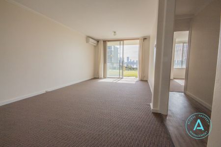 APARTMENT FOR RENT IN SOUTH PERTH - Photo 3