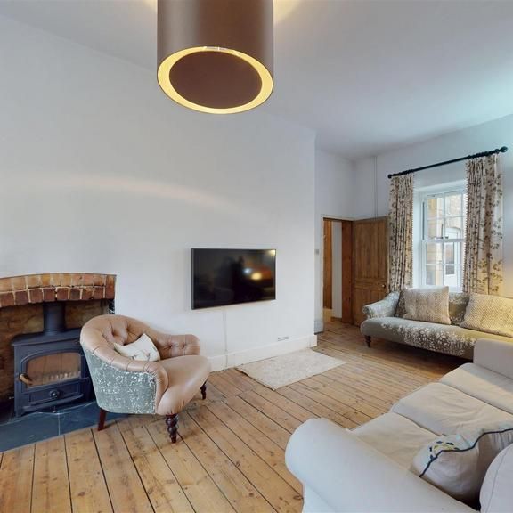 2 bedroom terraced house to rent - Photo 1