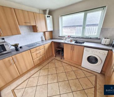 3 bedroom semi-detached bungalow to rent - Photo 5