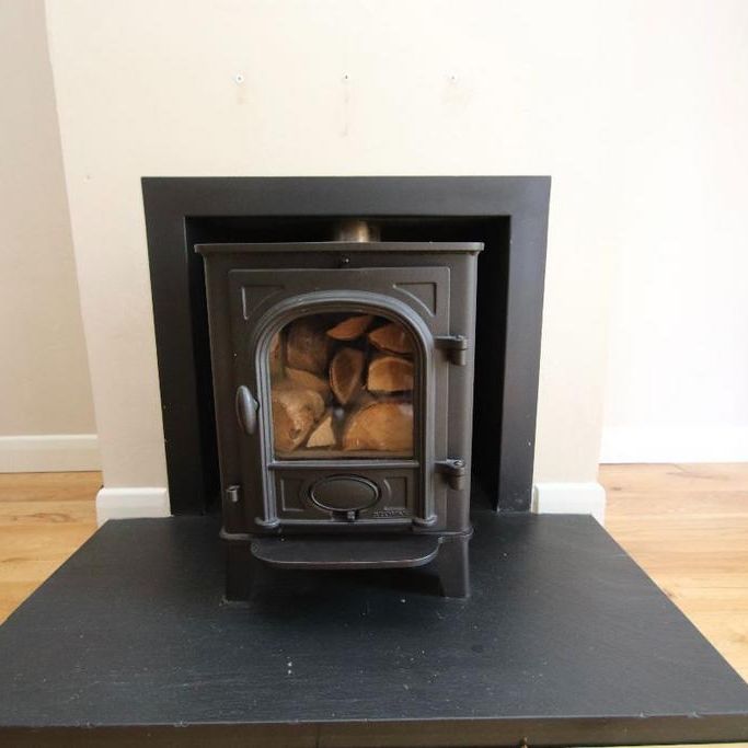 4 bedroom semi-detached house to rent - Photo 1