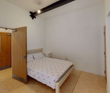 Flat 4, 1 Barker Gate, NG1 1JS, NOTTINGHAM - Photo 3