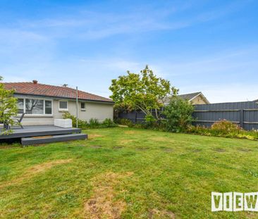 Charming Family Home in Youngtown! - Photo 1