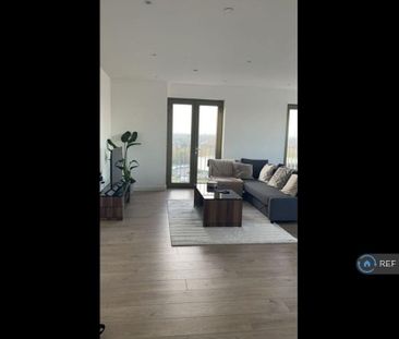 1 bedroom in a flat share to rent - Photo 2