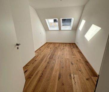 traumhafte Wohnung Dachgeschoss in Chemnitz Fürstenstraße 69 - Photo 5