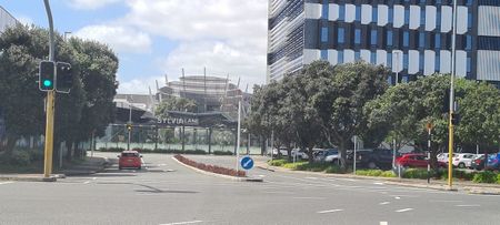 2 bedroom unit within 5 minute walk to Silvia Park - Photo 4