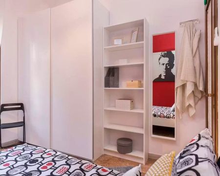 Via Matteo Civitali, Milan, Lombardy 20148 - Photo 2