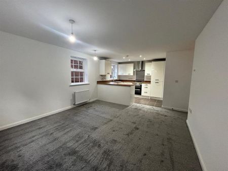 2 bedroom flat to rent - Photo 2