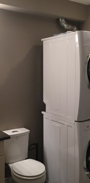 Lexington Manor - Photo 1