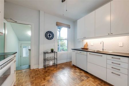 For Lease - 13 Winnifred Avenue Unit# Main, Toronto, Ontario - Photo 4