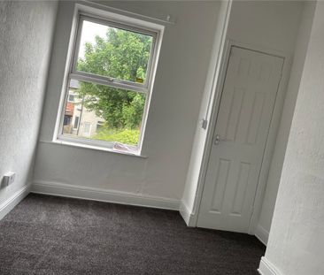 Sherwood Street, Chesterfield, Derbyshire, S40 - Photo 3