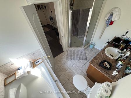 For Lease - 70 Boundbrook Drive Unit# UPPER, Brampton, Ontario - Photo 3