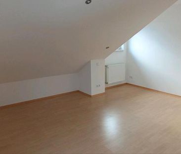 Moderne großzügige 3 ZKB Dachgeschoss Wohnung - Künzell (Fulda) - Photo 4