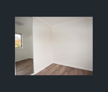 Granny Flat, Right in The Heart of Carlingford - Photo 6