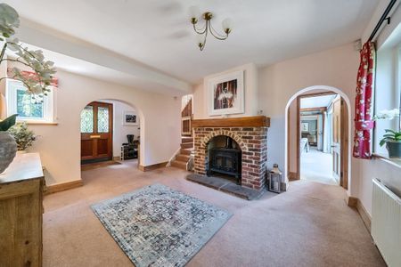 6 bedroom detached house to rent - Photo 3