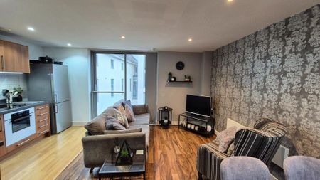 1 bedroom apartment to rent - Photo 2