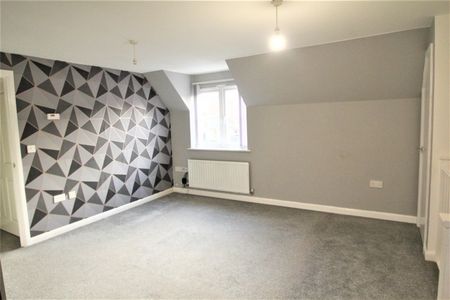 St Briavels Close, Tuffley, Gloucester, GL4 - Photo 4