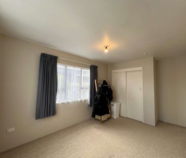 Petone 2 Bedrooms - Photo 2