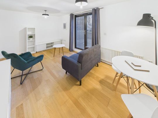 1 bedroom flat to rent - Photo 1