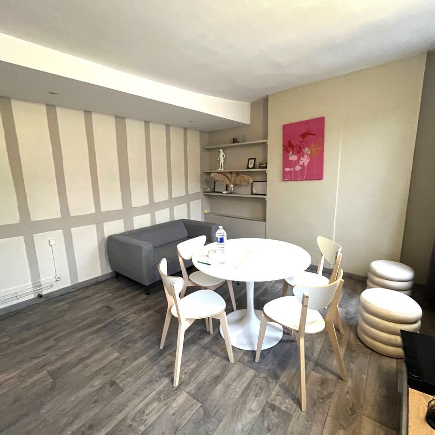 Location Appartement 2 pièces 57m² DEVILLE LES ROUEN 76250 - Photo 1