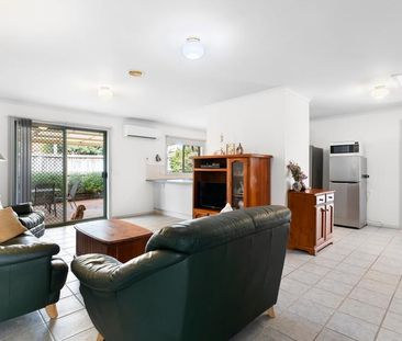 Space, Comfort and Outdoor Appeal - Photo 6