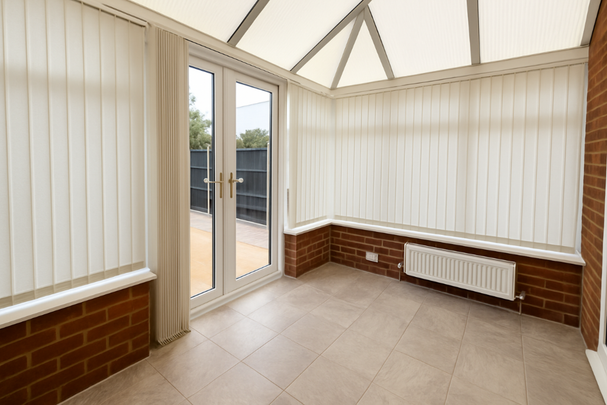 3 bedroom terraced house to rent - Photo 1