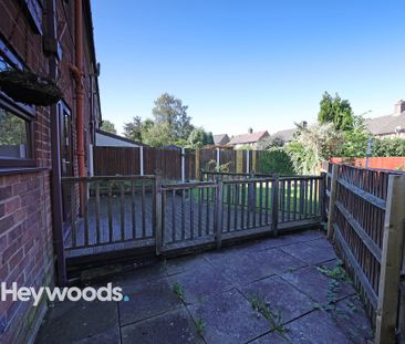 3 bed semi-detached house to rent in Grasmere Avenue, Newcastle - Photo 6
