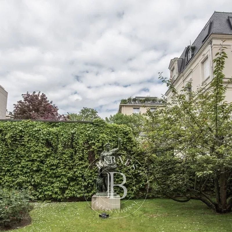 Appartement • Ile de la Jatte-Parc d'Orléans, Neuilly-sur-Seine - Photo 1