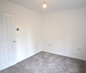 2 BED Semi-detached house To rent - Photo 5