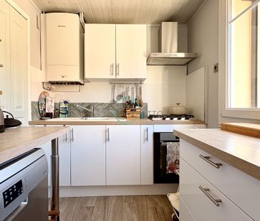 Location Appartement 3 pièces 64m² MARSEILLE 7ème - Photo 6