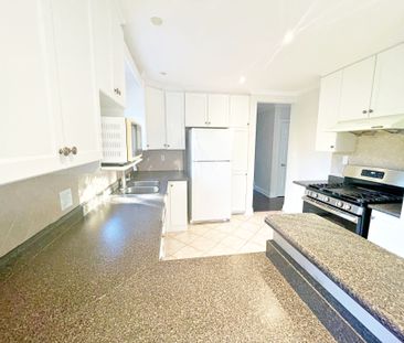 For Lease - 316 Gells Road Unit# Upper, Richmond Hill, Ontario - Photo 5