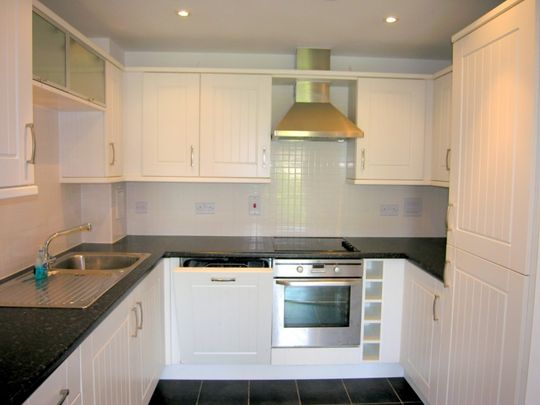 Pavilions, Clarence Road, Windsor,SL4 - Photo 1