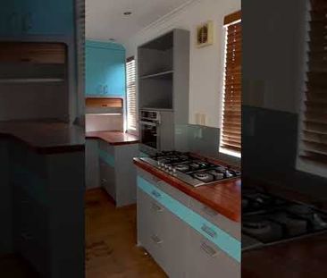 Charming Remuera Home with Garden & Park Outlook - Photo 1