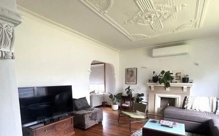 19 Riviera Street, Mentone - Photo 3
