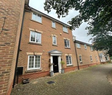 Queen Elizabeth Drive, Taw Hill, SN25 - Photo 5