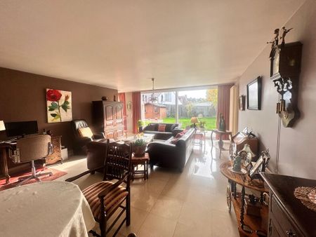 Alleenstaande bungalow met tuin en garage – Bosmolens, Izegem - Photo 2