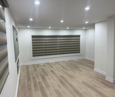 For Lease - 5 Bromley Crescent, Brampton, Ontario - Photo 3