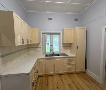 Updated Five Bedroom Home in an Ultra Convenient Location - Photo 5