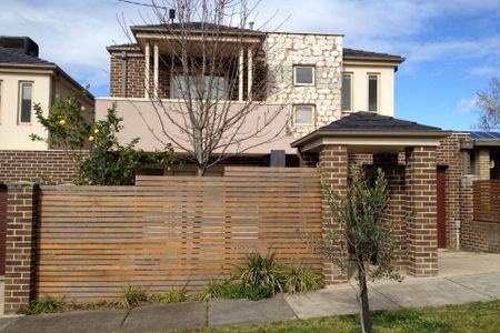 13 Louis Avenue, Dandenong. - Photo 5